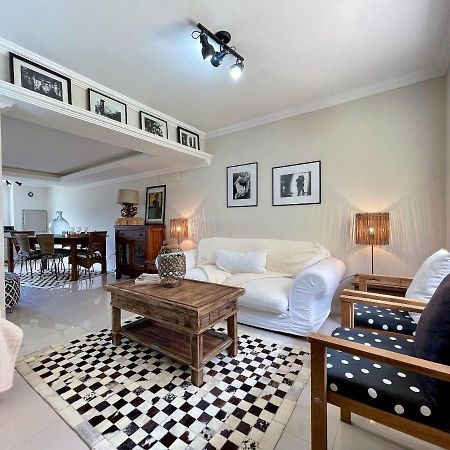Casa Triplex 3 Dorm A 6Qd Rua Coberta Канела Екстер'єр фото